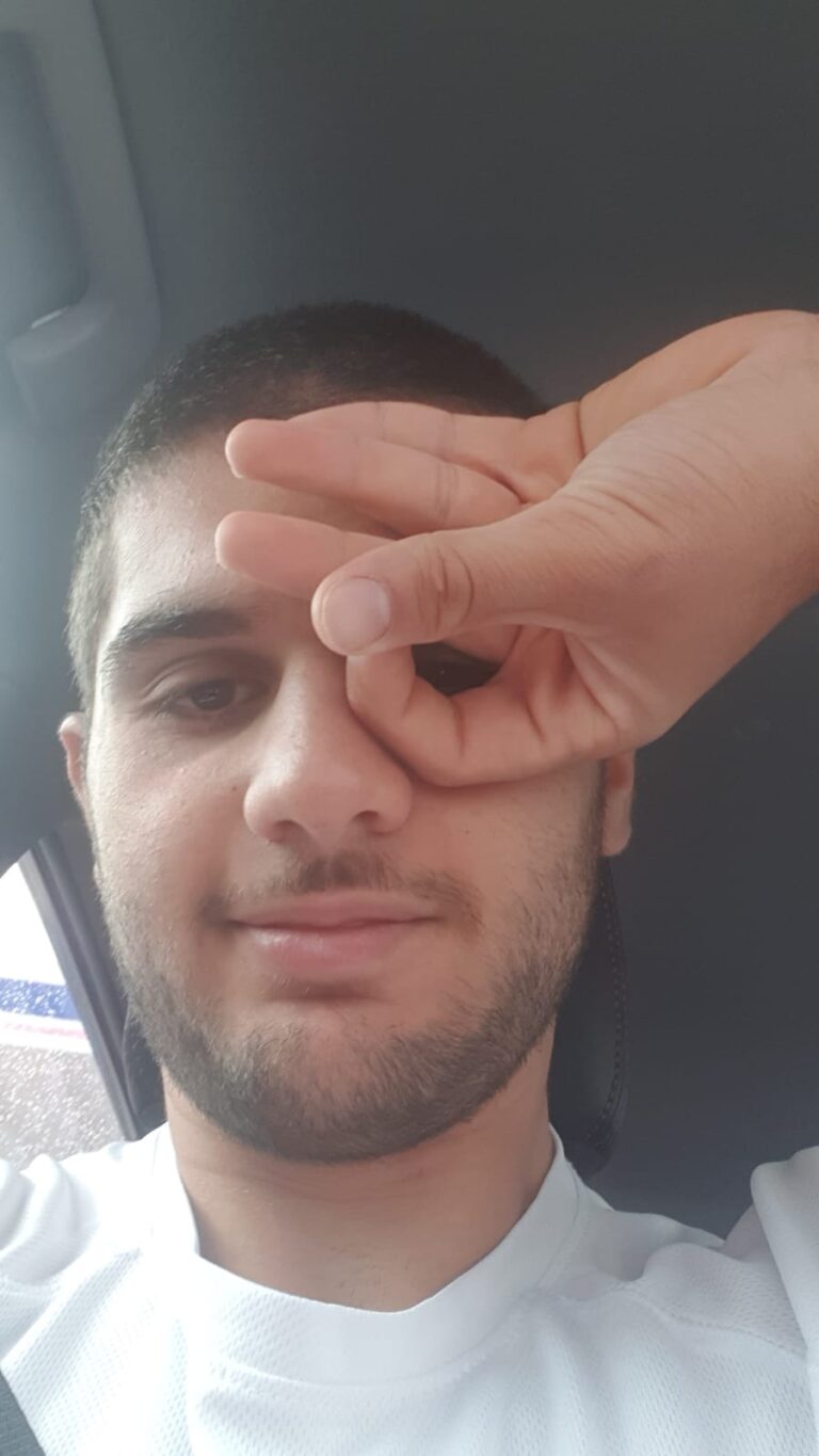 תמונה לזכר יעקב איליאן