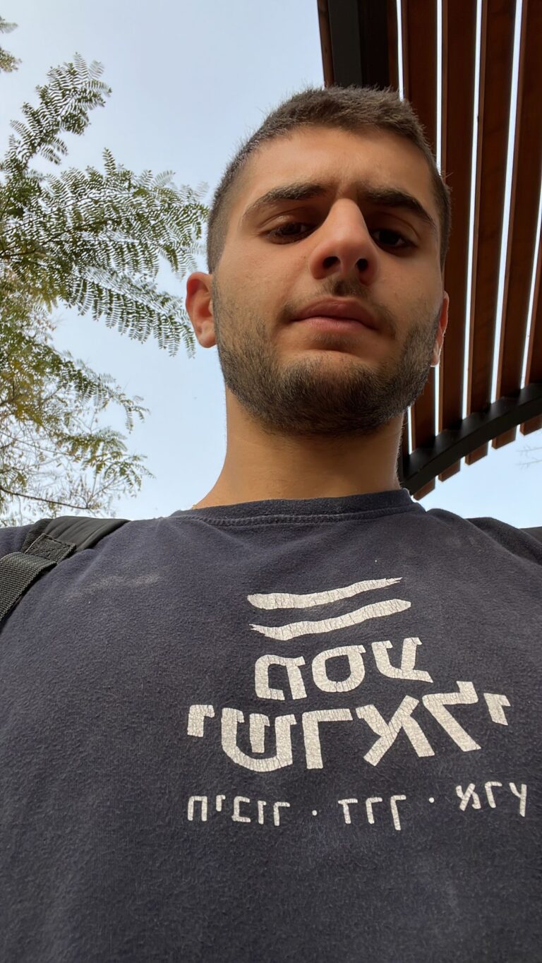 תמונה לזכר יעקב איליאן