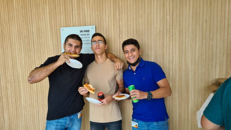 תמונה לזכר יעקב איליאן